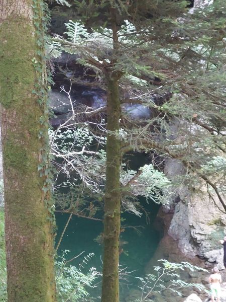 files/_uploads/2004_65_Postojna/Wasser2.jpg