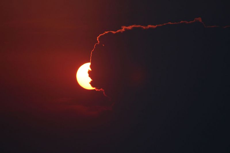 files/_uploads/2004_96_UgandaTeil1/Sonnenuntergang1.jpg