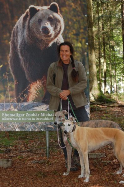 files/_uploads/2009_71_Baerenwald/IchSchild1.jpg